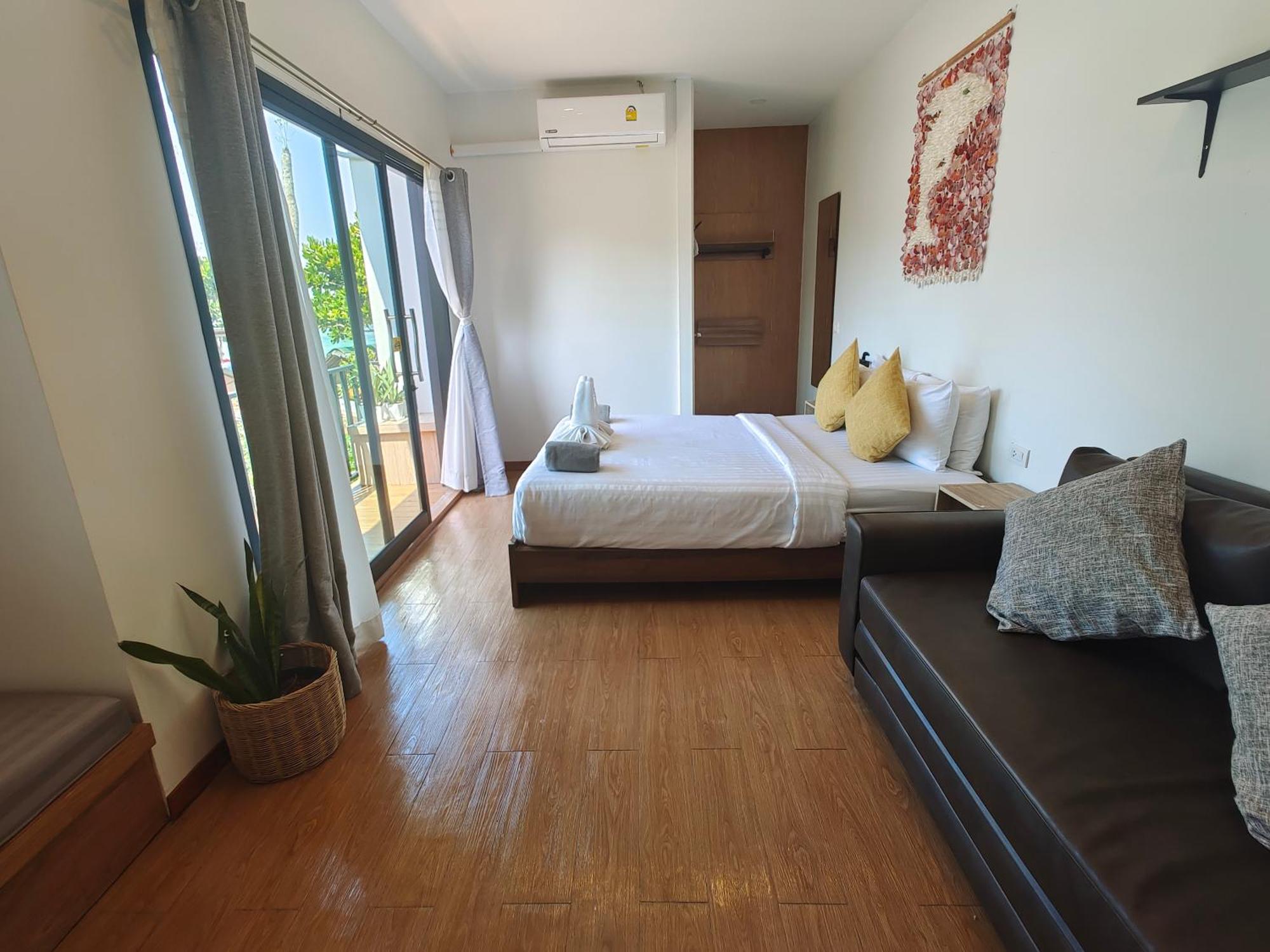 Lipe Sunrise Beach House エクステリア 写真